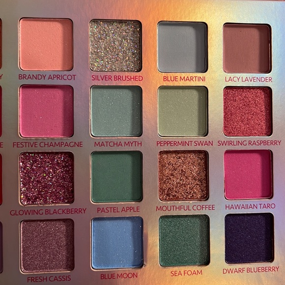 🎈SALE🎈🎀#29.MAKEUP BUNDLE🎀 - Picture 5 of 8